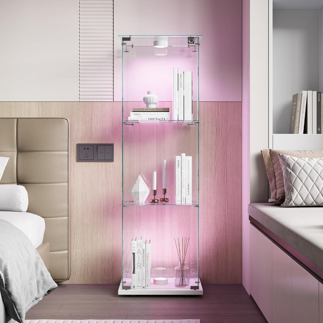 Rangement vitrine couleur gris clair, une porte, trois etageres